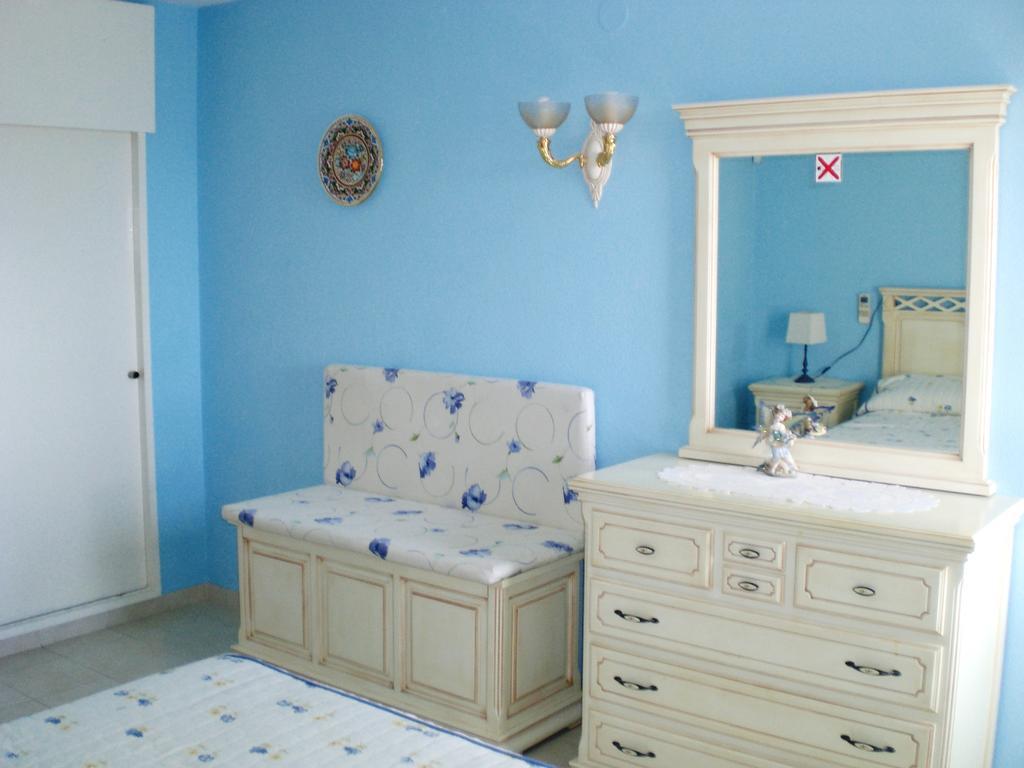 Minerva Jupiter Apartments Бенальмадена Номер фото